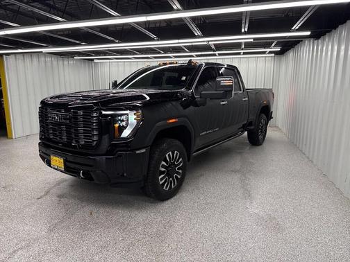 2025 GMC Sierra 2500 Denali Ultimate