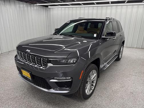 2025 Jeep Grand Cherokee Summit