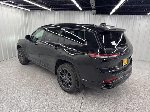 2025 Jeep Grand Cherokee L Summit