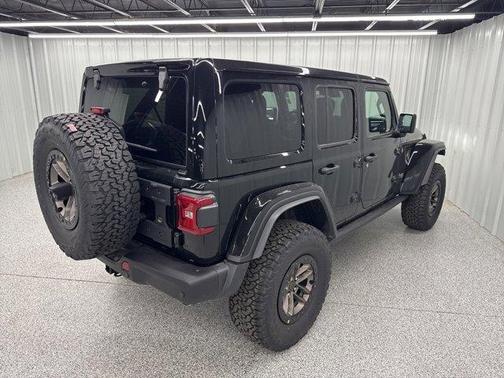 2025 Jeep Wrangler Rubicon 392