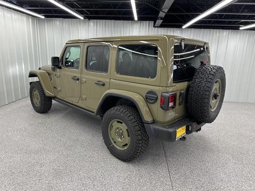 2025 Jeep Wrangler 4xe Sport