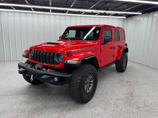 Firecracker Red Clearcoat 2024 Jeep Wrangler Rubicon 392