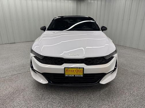 White Pearl 2024 Kia K5 GT-Line