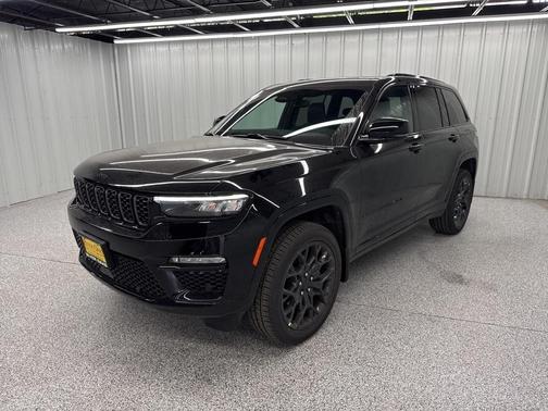 2025 Jeep Grand Cherokee Summit