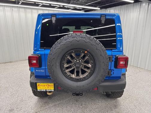 2025 Jeep Wrangler Rubicon 392