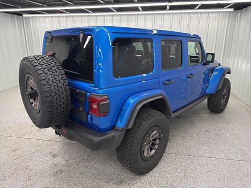 2025 Jeep Wrangler Rubicon 392