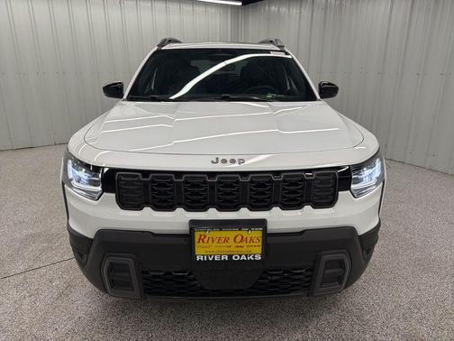 2026 Jeep Cherokee LAREDO/LIMITED