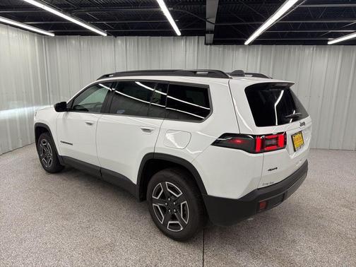 2026 Jeep Cherokee LAREDO/LIMITED