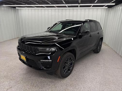 2025 Jeep Grand Cherokee Summit