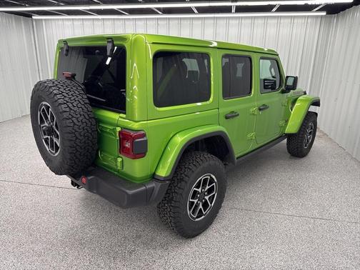 2025 Jeep Wrangler Rubicon