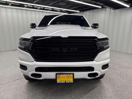 Bright White Clearcoat 2021 RAM 1500 Limited