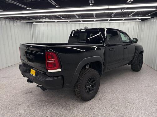 Diamond Black 2026 RAM 1500 RHO