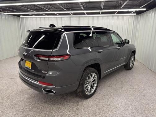 2025 Jeep Grand Cherokee L Summit