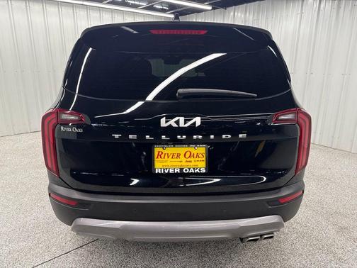 Ebony Black 2022 Kia Telluride SX