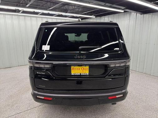 2026 Jeep Grand Wagoneer 