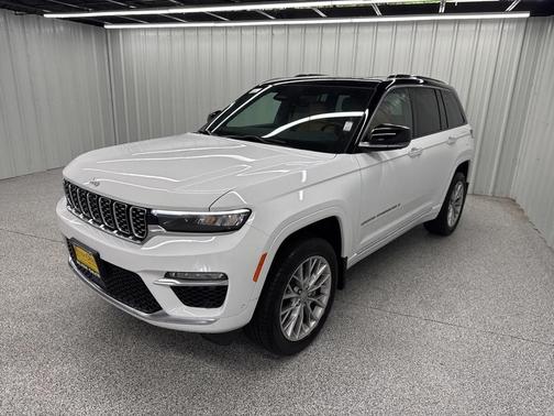 2025 Jeep Grand Cherokee Summit