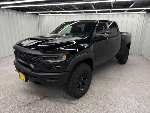 Diamond Black 2026 RAM 1500 RHO