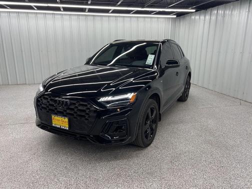 2024 Audi Q5 45 S line quattro Premium