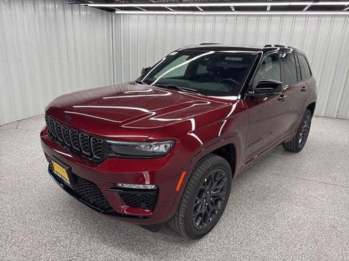 2025 Jeep Grand Cherokee Summit