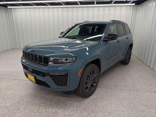 Steel Blue 2026 Jeep Grand Cherokee Limited