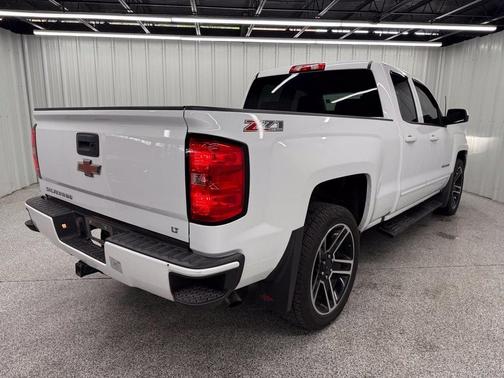 Summit White 2017 Chevrolet Silverado 1500 LT