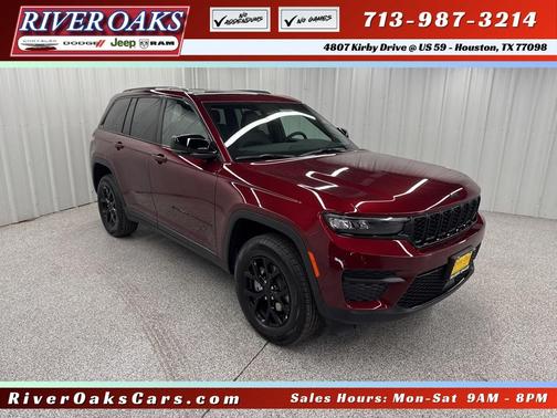 2025 Jeep Grand Cherokee Laredo
