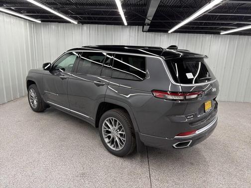 2025 Jeep Grand Cherokee L Summit