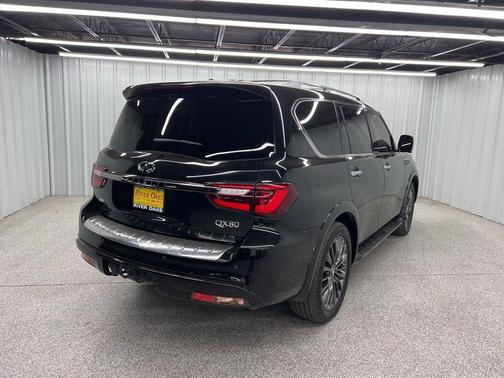 2024 INFINITI QX80 SENSORY