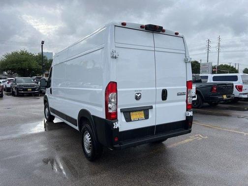 Bright White Clearcoat 2026 RAM ProMaster 2500 High Roof