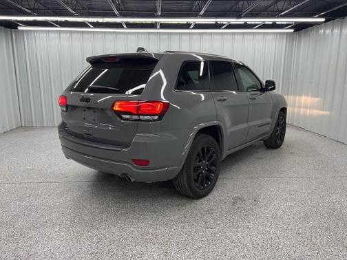 2019 Jeep Grand Cherokee Altitude