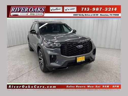 2025 Ford Explorer ST-Line