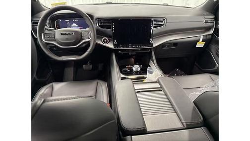 2025 Jeep Wagoneer Base