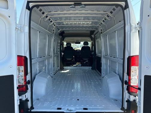 2025 RAM ProMaster 2500 High Roof
