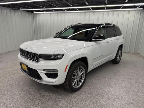 2025 Jeep Grand Cherokee Summit