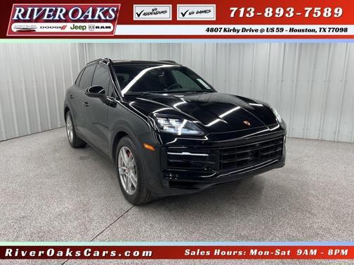 2024 Porsche Cayenne S