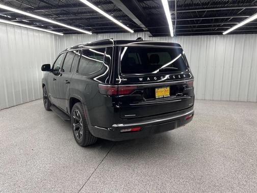 2023 Jeep Wagoneer Series III