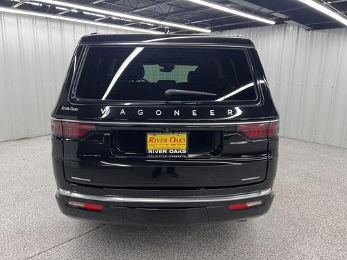 2023 Jeep Wagoneer Series III