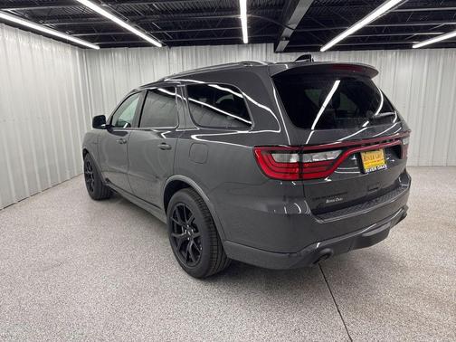 Gray 2026 Dodge Durango GT HEMI V8