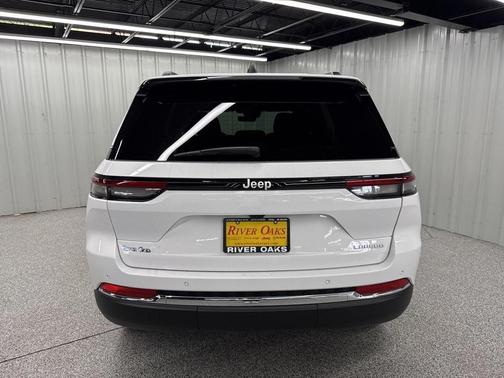 2025 Jeep Grand Cherokee Laredo X