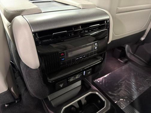 Bright White Clearcoat 2026 Jeep Grand Wagoneer L Base