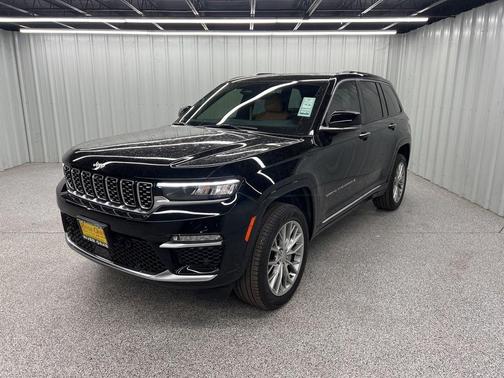 2024 Jeep Grand Cherokee Summit