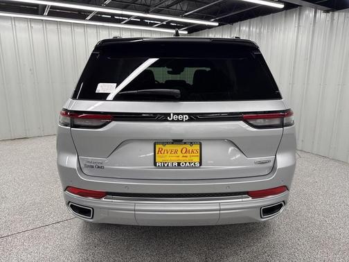 2025 Jeep Grand Cherokee Summit