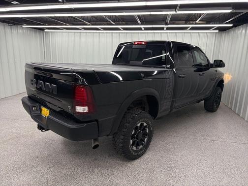 Brilliant Black Crystal Pearlcoat 2018 RAM 2500 Power Wagon