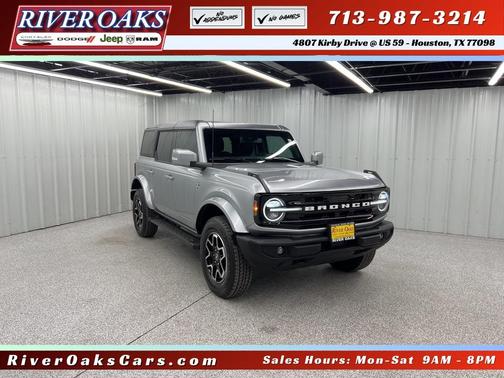 2024 Ford Bronco Outer Banks