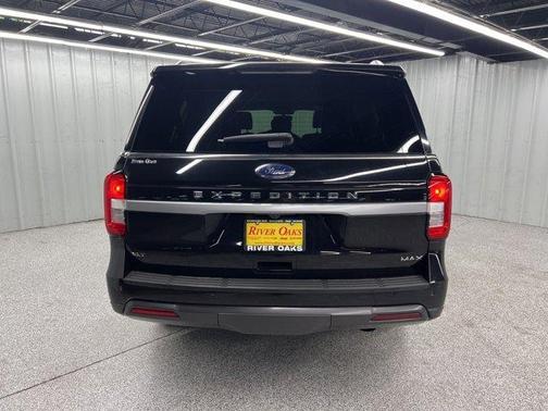 2022 Ford Expedition Max XLT