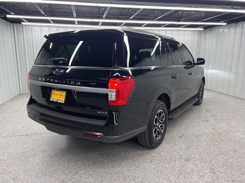 2022 Ford Expedition Max XLT