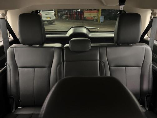 2022 Ford Expedition Max XLT