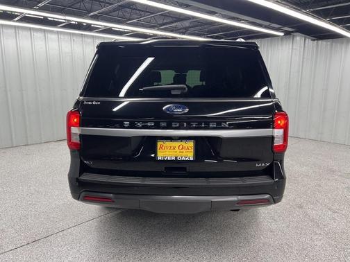 2022 Ford Expedition Max XLT