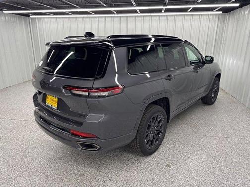 2025 Jeep Grand Cherokee L Summit