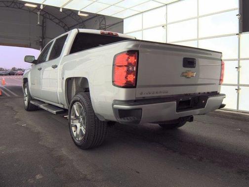 2018 Chevrolet Silverado 1500 Custom